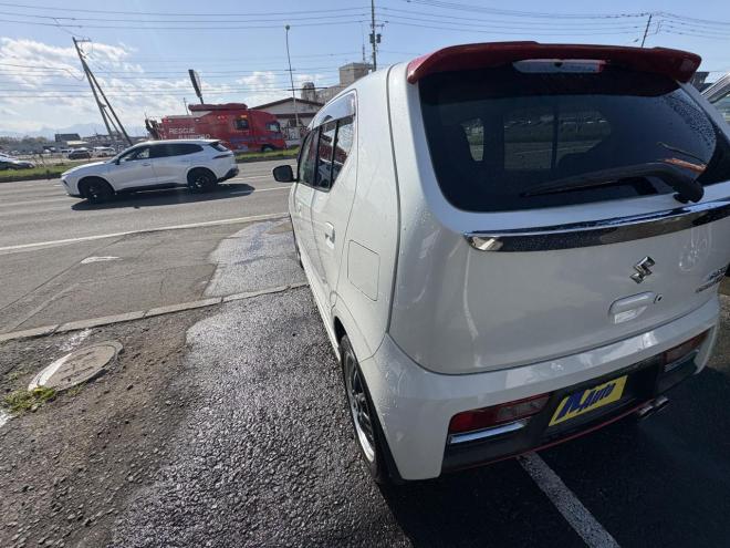 アルトALTO TURBO RS 4WD本州仕入　寒冷地仕様　ブレーキアシスト　TURBO 5AG 純正ワンセグナビ　シートヒーター　HIDヘッド　PUSHスタート　スマートキースペアー有　１５インチアルミ　エンジンオイル交換　スタットレス付　スポーツマフラー付　ETC 4WD 660 5Dr