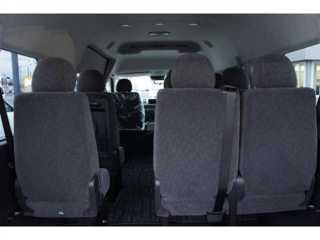 ハイエース2.7 グランドキャビン 4WD　令和8年2月登録　登録済未使用車 走行7キロ　パノラミックビューモニター デジタルインナーミラー　LEDヘッドランプ　LEDフォグランプ　ベージュメタリック　メーカー保証付 登録済未使用車 2700