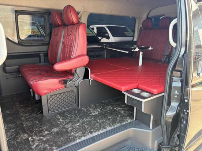 ハイエース2.7 GL ロング ミドルルーフ 4WD　IFUU製　IF-WB8　10人乗り対面ラウンジベッド仕様　415COBRAクリーンルック3フロントスポイラー&バッドラッカー毒牙18インチAW　イクリプス製10.1インチフローティングナヒ　純正EGスターター 2700
