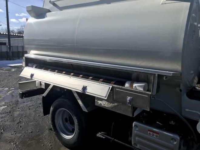 デュトロタンクローリー 2DG-XZU685M 新明和工業　 4WD 4000