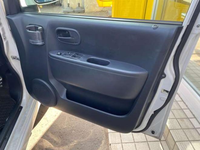 eKスポーツR 4WD　1年走行距離無制限保証/ターボ/47000キロ/Bluetooth/ナビ・TV/アルミホイール付き夏タイヤ装着/純正アルミホイール付き冬タイヤVRX2付き/HIDヘッドライト/フォグライト/キーレス/車検R9年5月/法定整備/修復歴無し 660