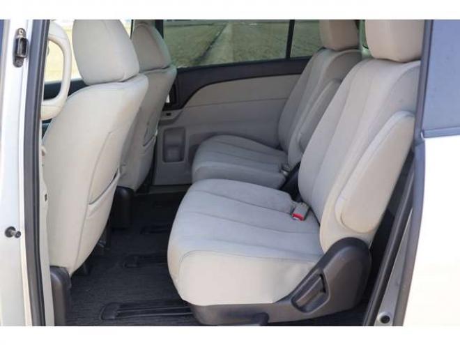 MPV2.3 23C 4WD　検二年　バックモニター　両側電動スライドドア　TV　自社　ローンカノウ 2300