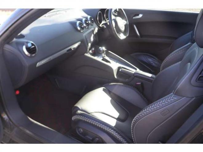 アウディTT クーペ 2.0 TFSI クワトロ Sラインリミテッド 4WD　検R9/4　シートヒーター　社外ホイール　ETC 正規輸入車 2000