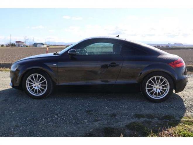 アウディTT クーペ 2.0 TFSI クワトロ Sラインリミテッド 4WD　検R9/4　シートヒーター　社外ホイール　ETC 正規輸入車 2000
