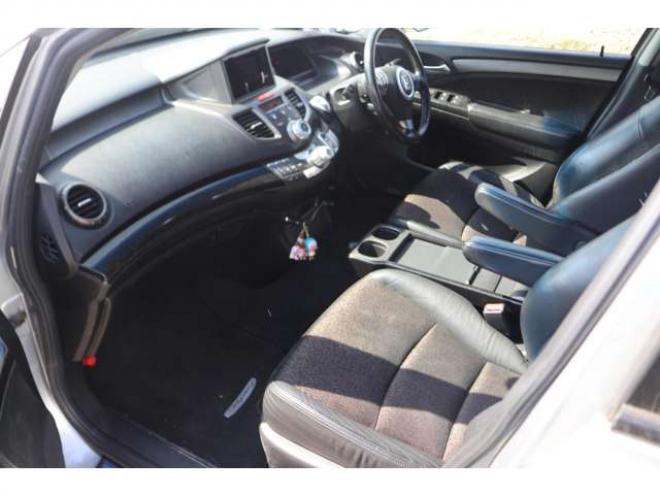 オデッセイ2.4 アブソルート 4WD　検9/1　買取直販　アブソルート 2400