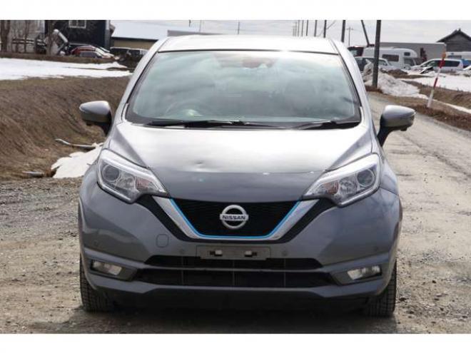 ノート1.2 e-POWER X　検二年　エマージェンシーブレーキ　アラウンドビューモニター　ドライブモード　車線逸脱警報　自社　ローンカノウ 2WD 1200