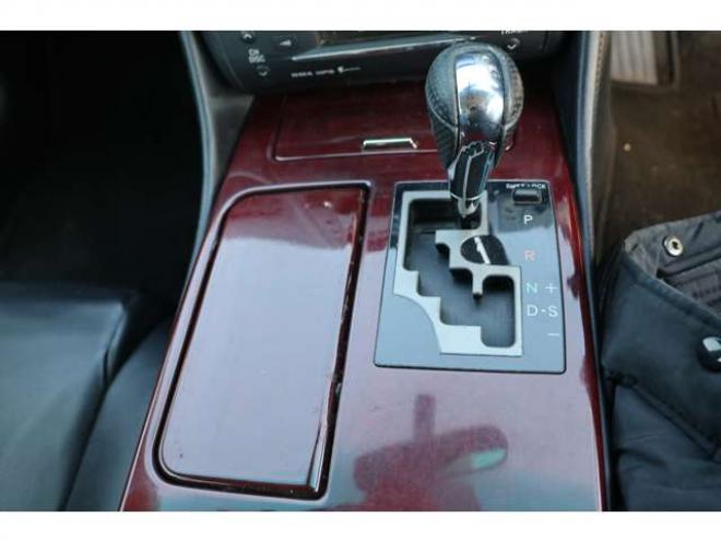 レクサスGS 350 4WD　検二年　3R1レッドカラーバックモニター　クルコン　エンスタ　フルセグ　社外マフラー　ローダウン　ETC 本革シートカバー　社外ホイール　自社　ローンカノウ 3500
