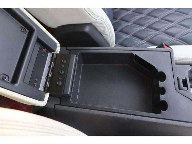 ダッジナイトロ SXT　検2年　バックカメラ　TV　自社　ローンカノウ 正規輸入車 4WD 3700