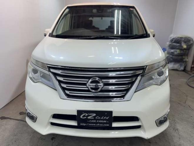 セレナ2.0 ハイウェイスター 4WD　ナビ　TV　Bluetooth　Bカメラ　Pスライド　エマージェンシーB 2000