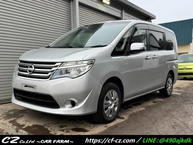 セレナ2.0 20X 4WD　ナビ　TV　Bluetooth　フリップダウン　キーフリー　Pスライドドア 2000