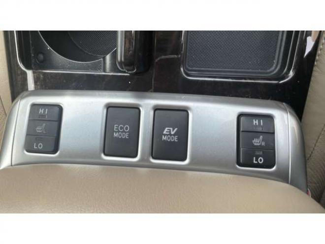 アルファードハイブリッド2.4 G Lパッケージ 4WD　 2400