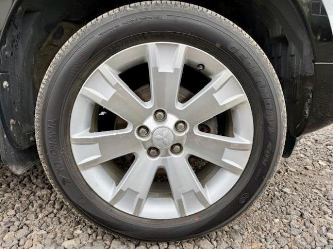 デリカＤ５　2.2DT Dパワーパッケージ 4WD 4WD 2200 5Dr