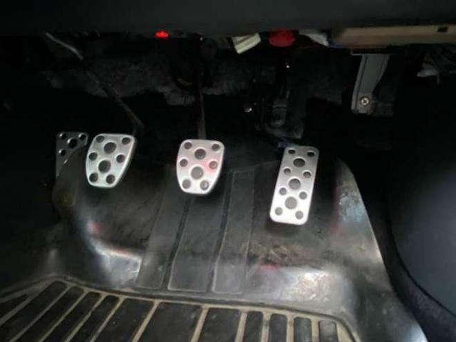 インプレッサ5ドア2.0WRX STI 4WD