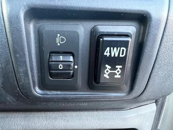 ミニキャブVタイプエアコン付 4WD 660 2Dr
