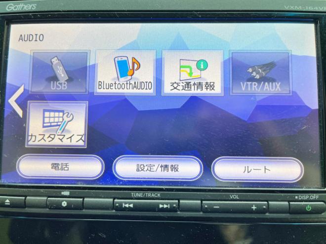 フィット1.5ハイブリッドF PKG コンフォートED 4WD 5年保証 スマキー ナビTV Bカメ ETC 夏冬タイヤ 自社認証工場 車検整備2年付 修復歴無 寒冷地仕様 禁煙