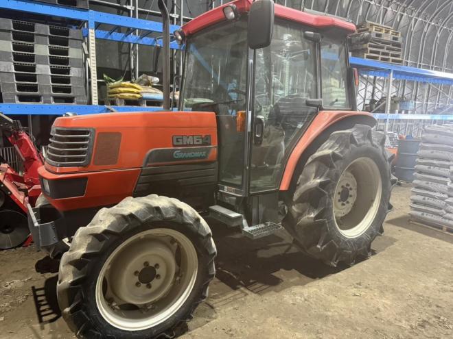 トラクタークボタ GM64 64馬力 4WD ディーゼル