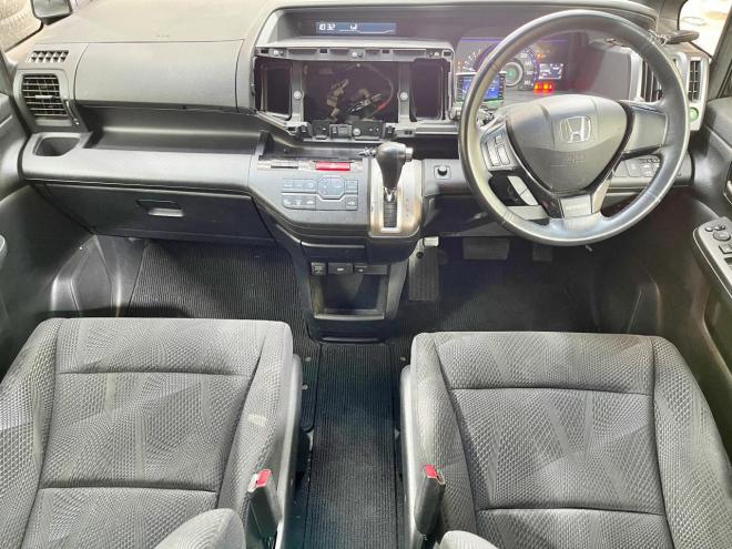 ステップワゴン2.0スパーダZ HDDナビエディション 4WD 5年保証 スマキー 両側パワスラ ETC 自社認証工場 車検整備2年付 修復歴無 寒冷地仕様 禁煙