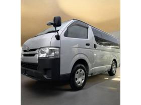 ハイエースバン　4型ハイエースDXディーゼルターボ  本州車寒冷地仕様 ナビTVバックカメラ 両側スライドドア リアヒーター  車検新規 12ヶ月点検整備済 保証付！ 4WD 3000 5Dr