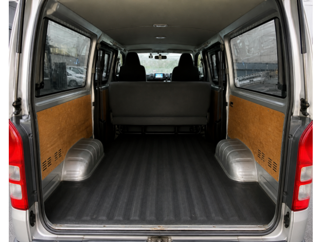 ハイエースバン4型ハイエースDXディーゼルターボ  本州車寒冷地仕様 ナビTVバックカメラ 両側スライドドア リアヒーター  車検新規 12ヶ月点検整備済 保証付！ 4WD 3000 5Dr
