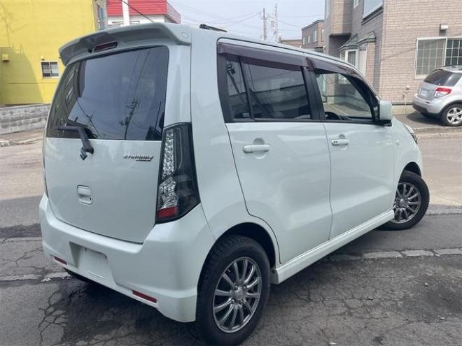 ワゴンRスティングレー Ｘ　４ＷＤ　運転席助手席エアバッグ　シ－トヒ－タ－　４ＷＤ車　Ｓキー　オ－トエアコン　セキュリティーアラーム　フルフラットシート　ＰＷ　ＰＳ　キーレスエントリー　エアバック　ＡＢＳ付　衝突安全ボディ 4WD 660 5Dr