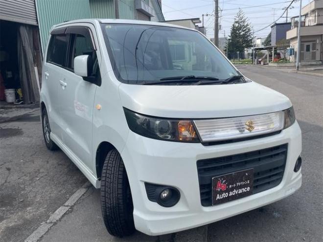 ワゴンRスティングレー Ｘ　４ＷＤ　運転席助手席エアバッグ　シ－トヒ－タ－　４ＷＤ車　Ｓキー　オ－トエアコン　セキュリティーアラーム　フルフラットシート　ＰＷ　ＰＳ　キーレスエントリー　エアバック　ＡＢＳ付　衝突安全ボディ 4WD 660 5Dr