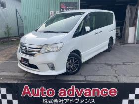 セレナ　ハイウェイスター　４ＷＤ車　ＶＤＣ　アイドリングＳ　キーレスＥ　Ｗエアバック　盗難防止装置　エアバッグ　オートクルーズ　ＰＳ　ＰＷ　衝突安全ボディ　ＡＢＳ　３列シート　フルフラット　ウォークスルー　寒冷地仕様車 4WD 2000 5Dr