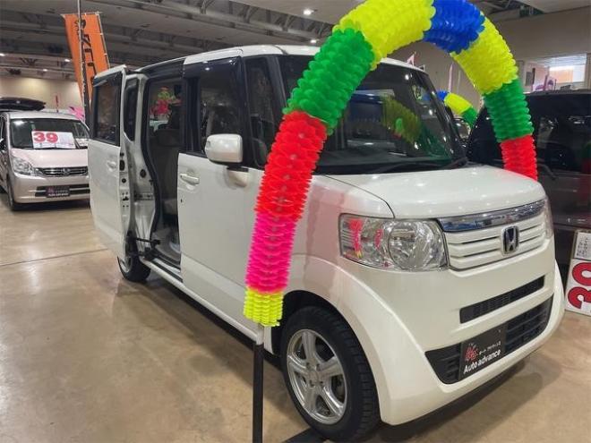 N-BOXＧ　４ＷＤ　新在庫値　下げ中！ＧＷスペシャル！バックカメラ　両側スライド・片側電動　ナビ　ＴＶ　スマートキー　アイドリングストップ　ベンチシート　ＣＶＴ　盗難防止システム　ＡＢＳ　ＥＳＣ　アルミホイール 4WD 660 5Dr