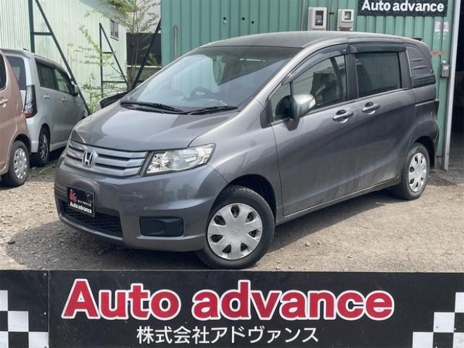 フリードスパイクＧ　ジャストセレクション　４ＷＤ　ＥＴＣ　バックカメラ　両側スライド・片側電動　電動格納ミラー　ＡＴ　ＡＢＳ　ＥＳＣ　エアコン 4WD 1500 5Dr