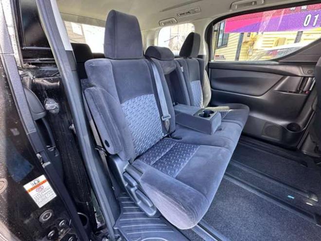 ヴェルファイア2.5 Z 4WD　寒冷地仕様　両側パワースライドドア　Bluetooth　ナビ　地デジ　衝突軽減ブレーキ　純正アルミホイール　　ビルトインETC　プッシュスタート　アイドリングストップ　サイドブレーキホールド 2500