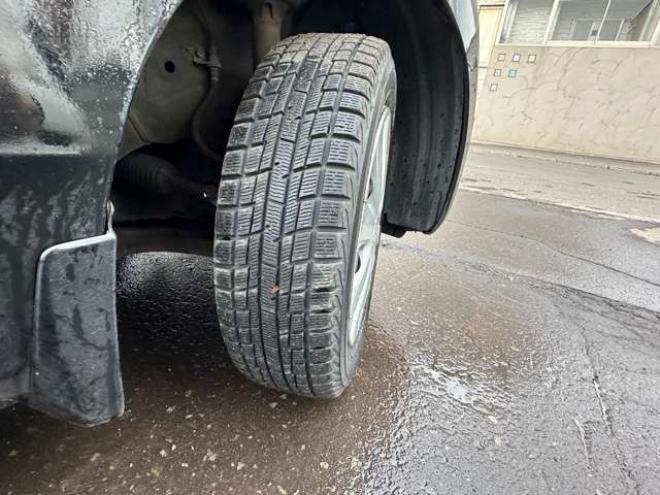 N-WGNG 4WD　SDナビ　プッシュスタート　バックカメラ　横滑り防止装置　スチールホイール冬　インテリジャントキー 660