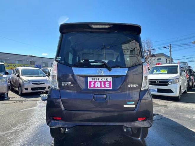 デイズルークスハイウェイスターX 4WD　片側パワースライドドア　SDナビ　地デジ　運転席シートヒーター　アイドリングストップ　アラウンドビューモニター　バックモニター　純正アルミホイール夏　プッシュスタート　インテリジェントキー 660