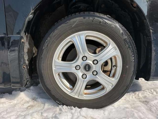 ヴォクシー2.0 ZS 4WD　両側パワースライドドア　プッススタート 2000