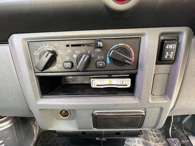 NV100クリッパーDX 4WD　 660
