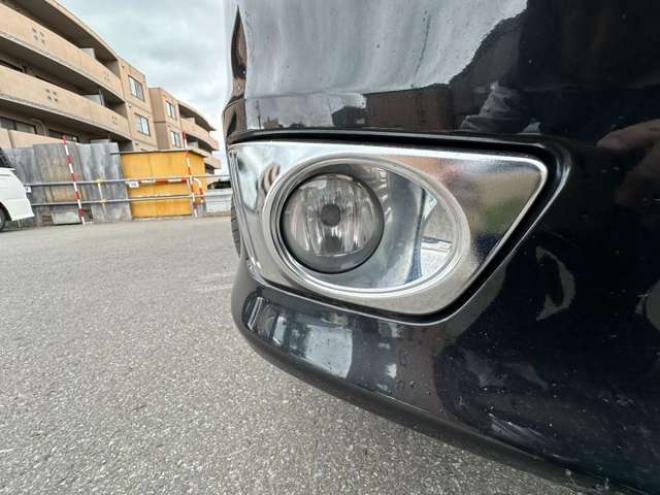 セレナ2.0 ハイウェイスター 4WD　左側パワースライドドア　Bluetooth 2000