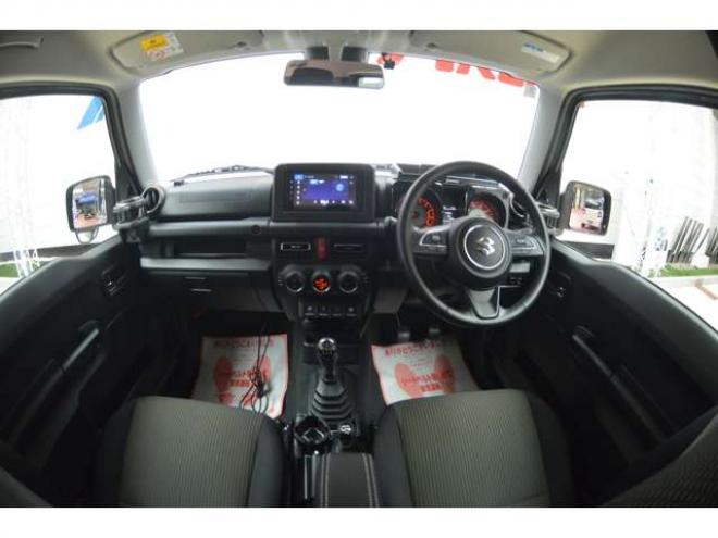 ジムニーXC 4WD　ワンオーナー車F5速マニュアル4WDターボセーフティサポート搭載アイドリングストップ横滑り防止装置ディスプレイオーディオハイビームアシストLEDライトクルーズコントロール 660