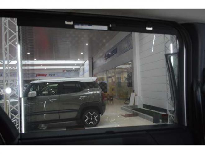 ランディ2.0 G 4WD　ワンオーナー車8人乗り4WDセーフティサポート搭載プリクラッシュセーフティ両側オートスライドドア9インチナビTVバックカメラETCレーダークルーズコントロールLEDドラレコシートヒーター 2000