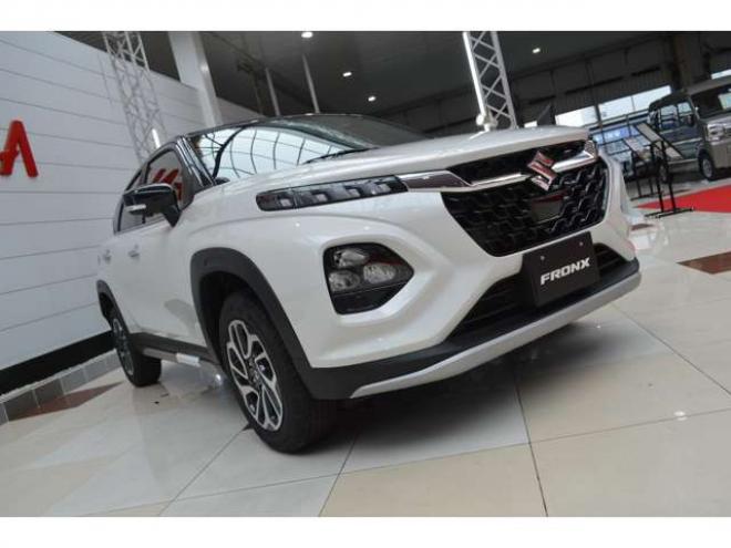フロンクス1.5 4WD　ワンオーナー車ハイブリット4WDセーフティサポート搭載4WDスズキコネクト対応通信機装着車アダプティブクルーズコントロール全方位モニター付き9インチナビTVバックカメラハイビームアシストLEDライト 1500