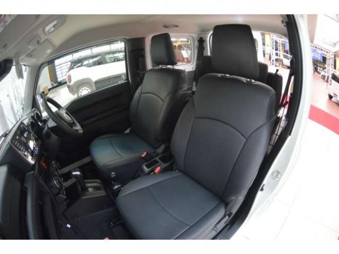 ジムニーXC 4WD　ワンオーナー車4WDターボ横滑り防止装置セーフティサポート搭載アイドリングストップ横滑り防止装置クルーズコントロール11インチディスプレイオーディオハイビームアシストLEDライト 660