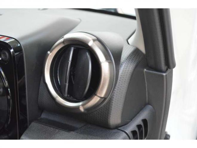 ジムニーXC 4WD　ワンオーナー車4WDターボ横滑り防止装置セーフティサポート搭載アイドリングストップ横滑り防止装置クルーズコントロール11インチディスプレイオーディオハイビームアシストLEDライト 660