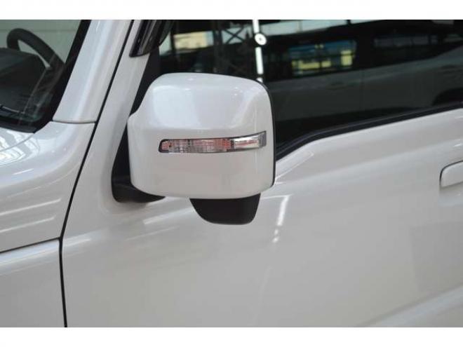 ジムニーXC 4WD　ワンオーナー車4WDターボ横滑り防止装置セーフティサポート搭載アイドリングストップ横滑り防止装置クルーズコントロール11インチディスプレイオーディオハイビームアシストLEDライト 660