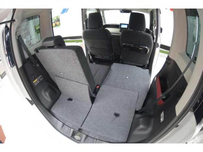 スペーシアハイブリッド X 4WD　レンタアップ車ハイブリッド4WDセーフティサポート搭載デュアルカメラブレーキサポート後退時ブレーキサポート両側オートスライドドア7インチワイドナビTVバックカメラETCハイビームアシスト 660