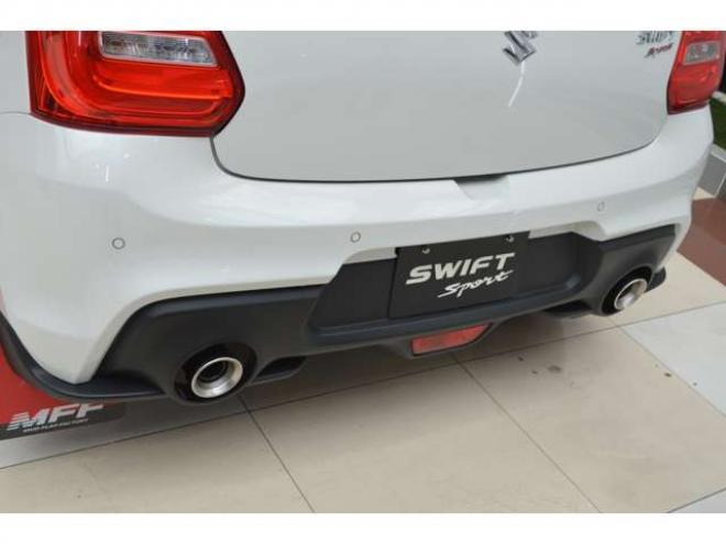スイフトスポーツ 1.4　ワンオーナー車6速マニュアルFFターボセーフティサポート搭載ハイビームアシストLEDアダプティブクルーズコントロール横滑り防止装置ETCマッドフラップCDシートヒーター後退時ブレーキサポート 4WD 1400