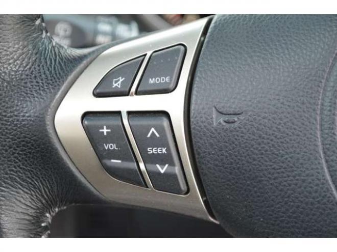エスクード2.4 ランドブリーズ 4WD　ワンオーナー特別仕様車4WD横滑り防止装置サンルーフ社外ディスプレイオーディオバックカメラETCハーフレザーシートヒーターHIDライトクルーズコントロール 2400