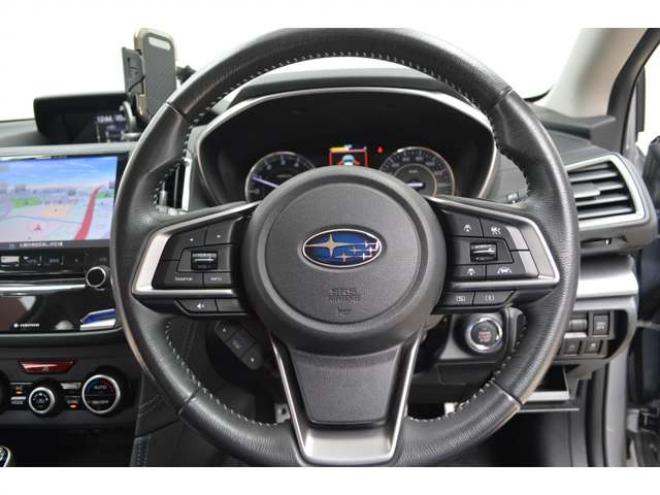 インプレッサスポーツ 2.0 i-S アイサイト 4WD　ワンオーナー車アイサイト4WDアイドリングストップ8インチ純正ナビTVバックカメラETCパワーシートLEDライトアダプティブクルーズコントロール18インチアルミパーキングセンサー 2000