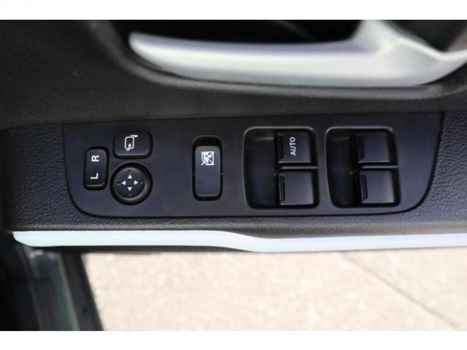 フレアクロスオーバーハイブリッド XT 4WD　デュアルカメラブレーキ　パドルシフト 660
