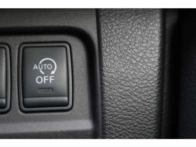 セレナ2.0 ハイウェイスター 4WD　純正フルセグナビ　アラウンドビューカメラ　両側電動スライドドア　ハンズフリーオートスライドドア　インテリジェントパーキングアシスト　クルーズコントロール 2000