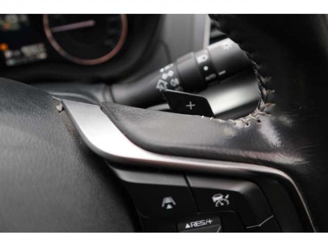 インプレッサスポーツ 2.0 i-L アイサイト 4WD　純正ダイヤトーンナビ　バックカメラ　ETC　ドライブレコーダー　電動パーキングブレーキ　ヘッドライトウォッシャー　ミラーヒーター　アダプティブクルーズコントロール 2000