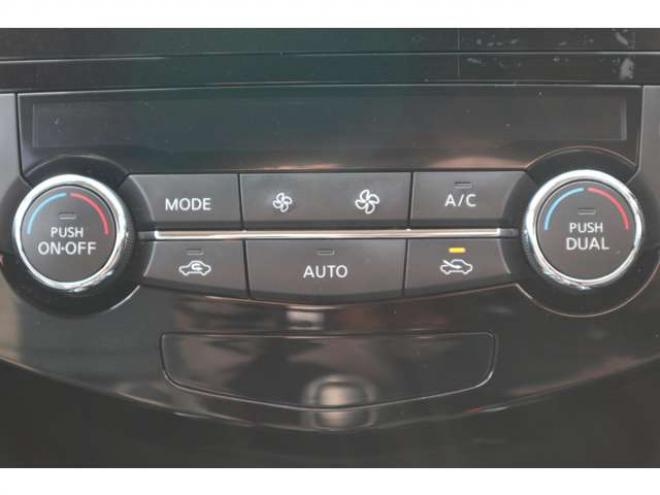 エクストレイル2.0 20X 2列車 4WD　社外ナビ　バックカメラ　電動バックドア　ハンズフリー　LEDヘッドライト　ヒルディセントコントロール 2000