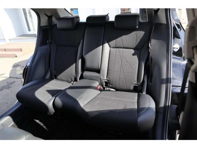 ヴェゼル1.5 e:HEV Z 4WD　純正フルセグナビ　全方位カメラ　社外ドラレコ付きデジタルルームミラー　ワイヤレス充電器　シートヒーター　アダプティブクルーズコントロール　電動パーキング　電動バックドア　ステアリングヒーター 1500