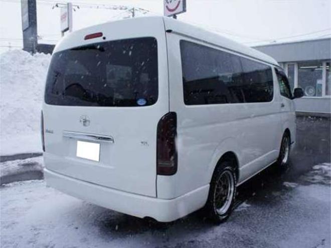 ハイエース2.7 GL ロング ミドルルーフ 4WD　ワンオーナー　ケンウッド9インチナビTV　Bカメラ　フリップダウンモニター　ワークエクストラップ17インチAW　415コブラフロントスポイラー　ベッドキット　LEDヘッドライト　スマキー　AC100V 2700